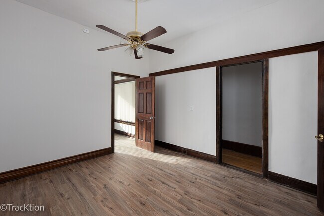 Foto del edificio - 6733 31st St