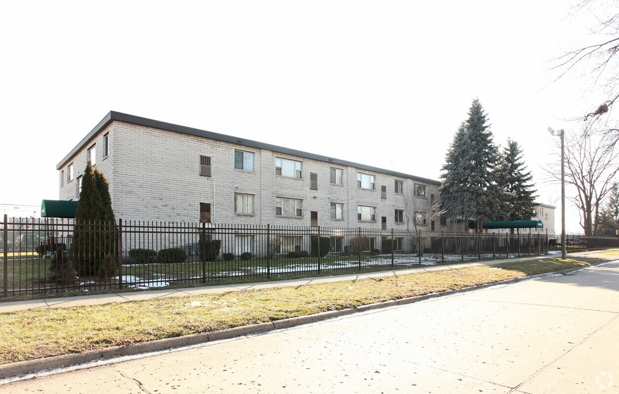 Foto principal - Pineridge Park Apartments