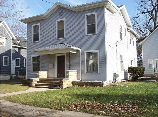 Building Photo - 309 3rd St