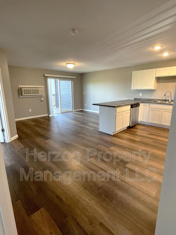 Foto del edificio - 601 17th Avenue Southwest
