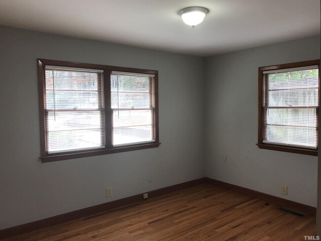 Building Photo - 3208 Ruffin St