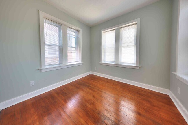 Foto del edificio - 4153 Potomac St