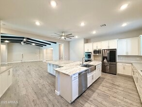 Building Photo - 20911 E Watford Dr