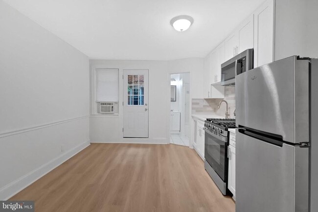 Building Photo - 1426 12th St NW