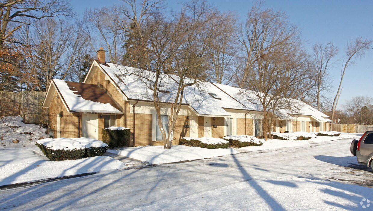 Foto principal - 22310-22322 Kinyon St