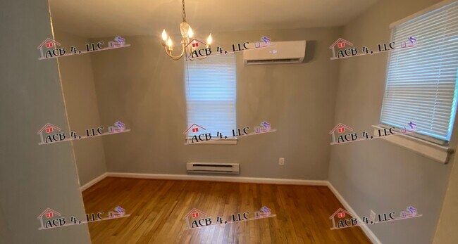 Foto del edificio - 2420 Brandon Ave SW