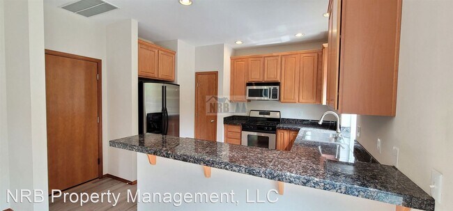 Foto del edificio - 3 br, 2.5 bath House - 24728 233rd Pl Se