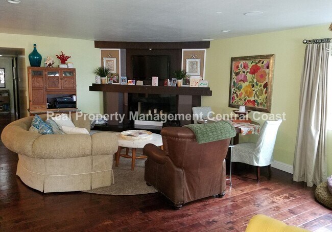 Foto del edificio - AVAILABLE AUGUST - Remodeled Pismo Ridge H...