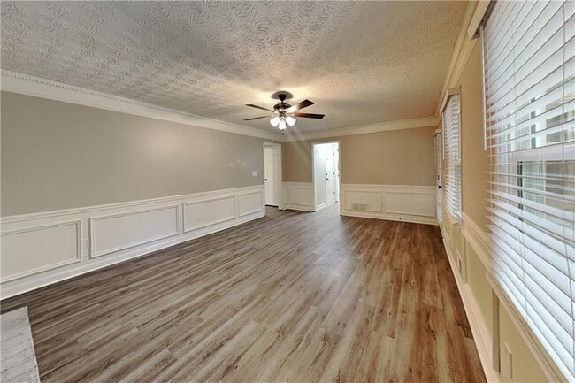 Building Photo - 1463 Shadowrock Heights