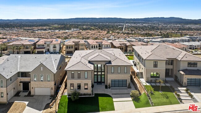 Foto del edificio - 20416 Willoughby Ln