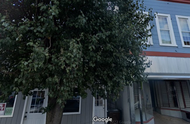Building Photo - 6013 Vine St