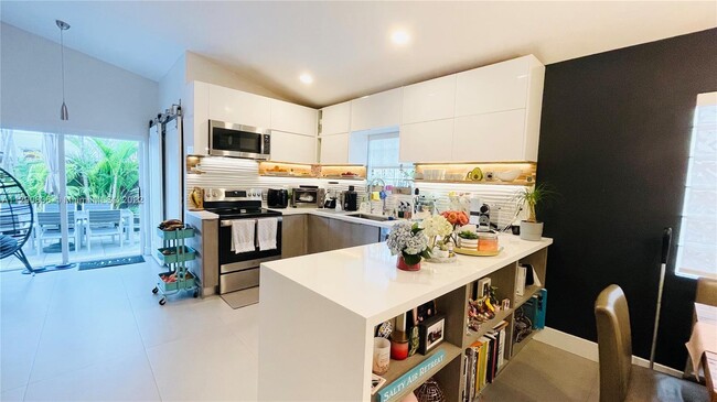 Foto del edificio - 15044 SW 142nd Terrace