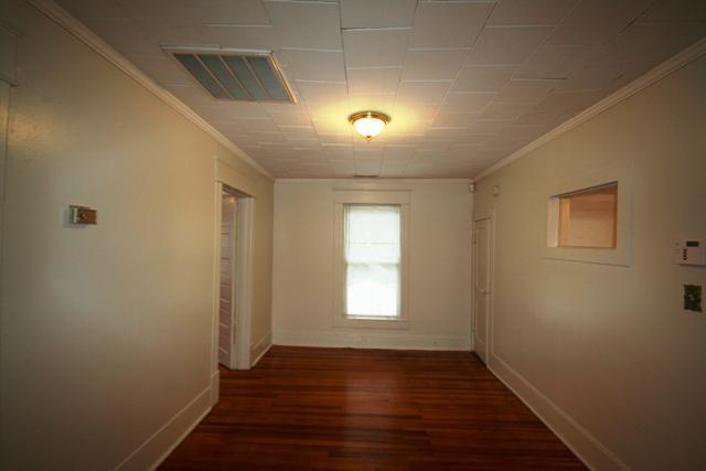 Foto del edificio - 1005 N Buchanan Blvd