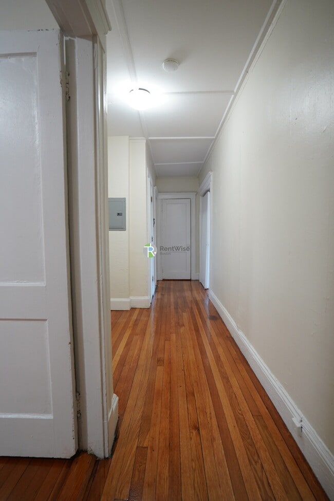 Building Photo - 1175 Boylston St