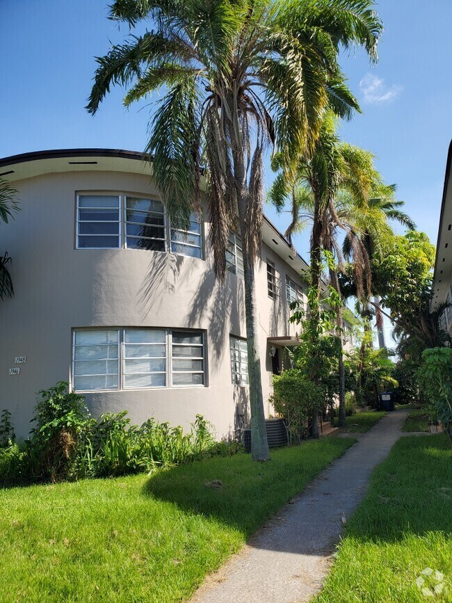 Normandy Isles 1 Bedroom Apartments under 1,200 Miami Beach, FL 3
