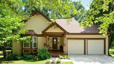 Building Photo - 3920 E Meadow Dr