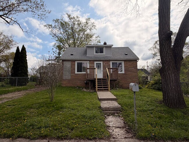 Foto del edificio - Rehabbed Waterford house available now!