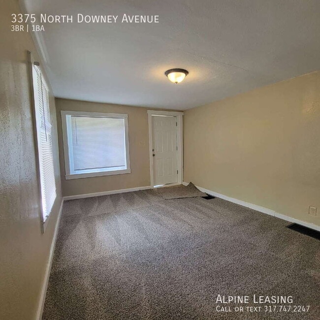 Building Photo - 3375 N Downey Ave