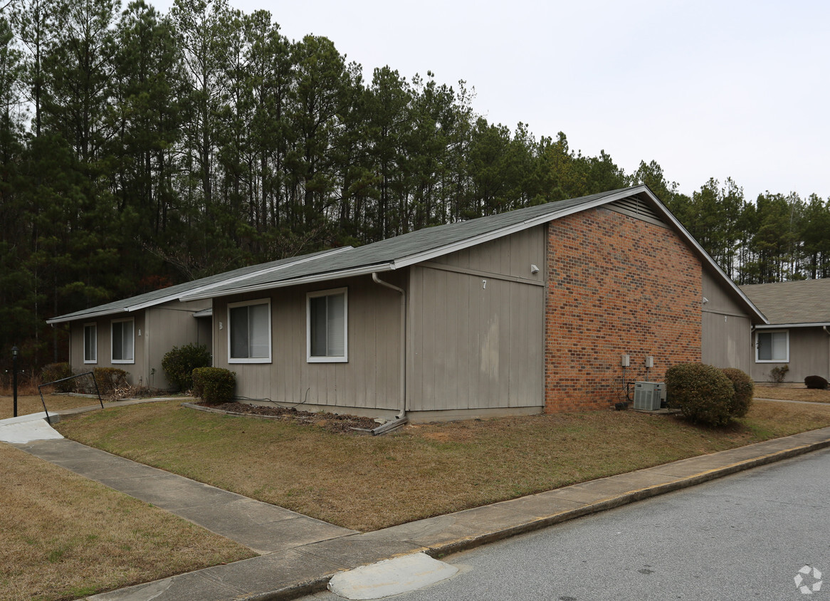 Primary Photo - Stonewood Apartments