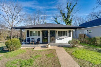 Building Photo - 1002 Belmeade Ave