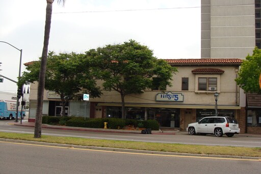 Primary Photo - 303 3rd Ave