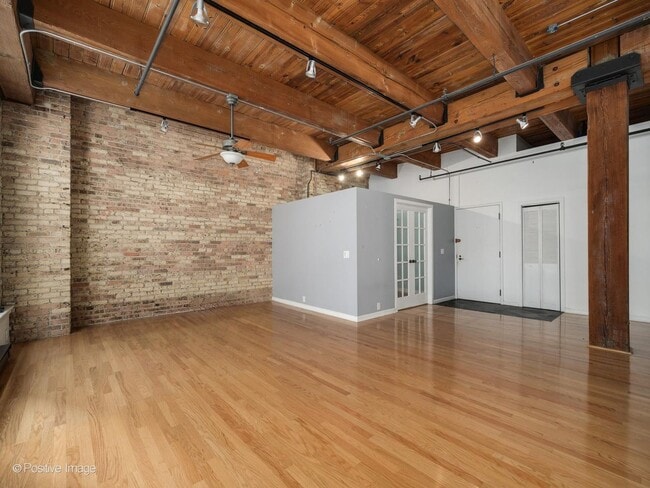Building Photo - 540 N Lake Shore Dr