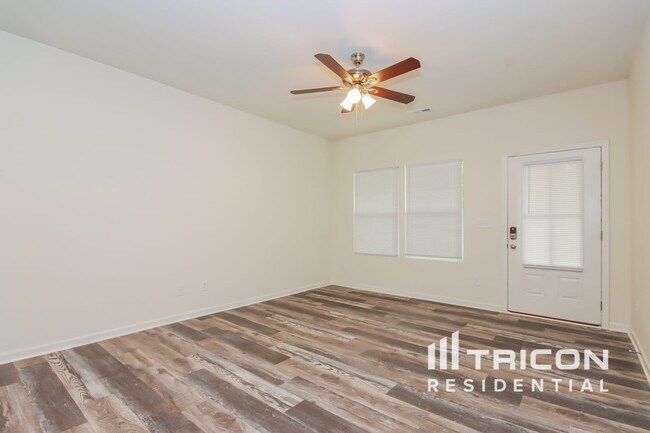 Foto del edificio - 113 Sunwood Ct