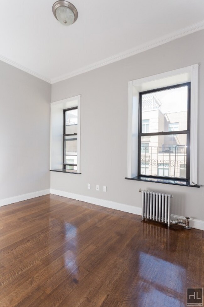 Foto del edificio - East 100th Street