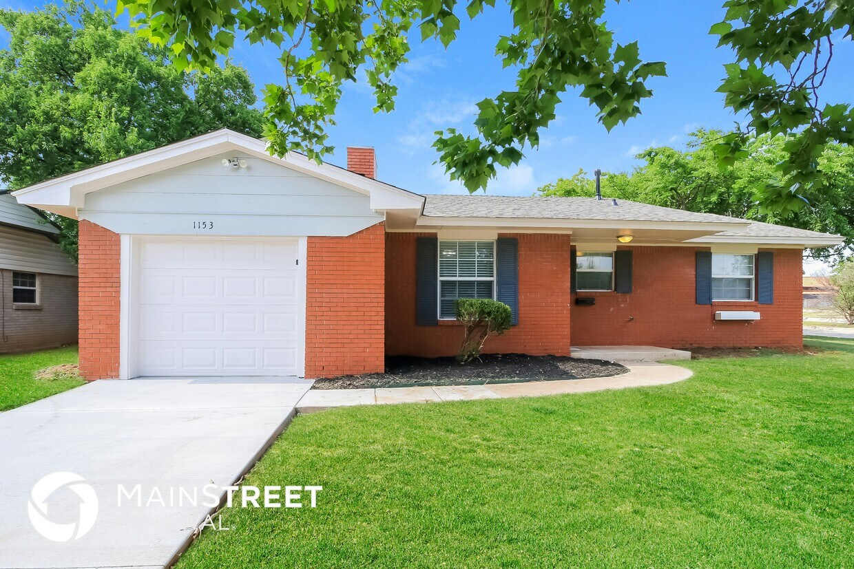 Foto principal - 1153 Elmhurst St