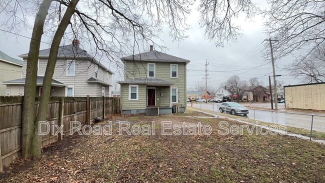 Building Photo - 1901 Tytus Ave