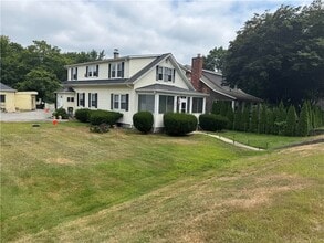 Building Photo - 83 Farnum Pike