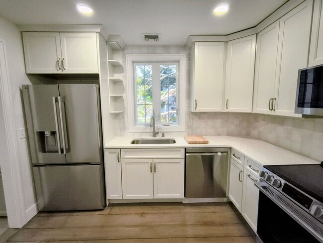 Building Photo - 7 East St