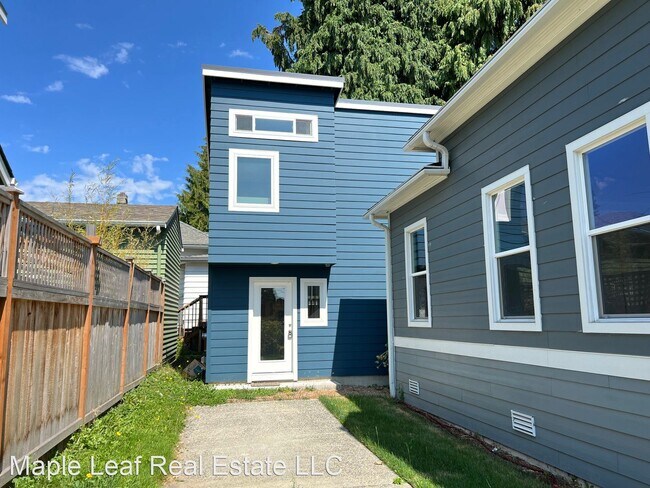 Foto del edificio - 2 br, 2.5 bath House - 2852 NW 67th St. Se...