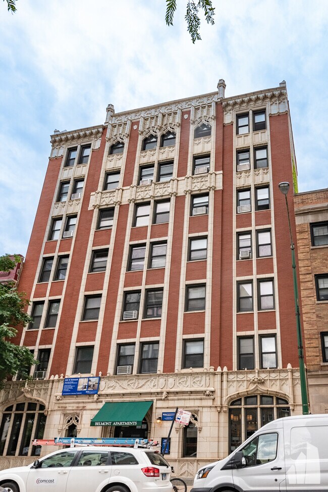 Foto del edificio - 501 W Belmont Ave