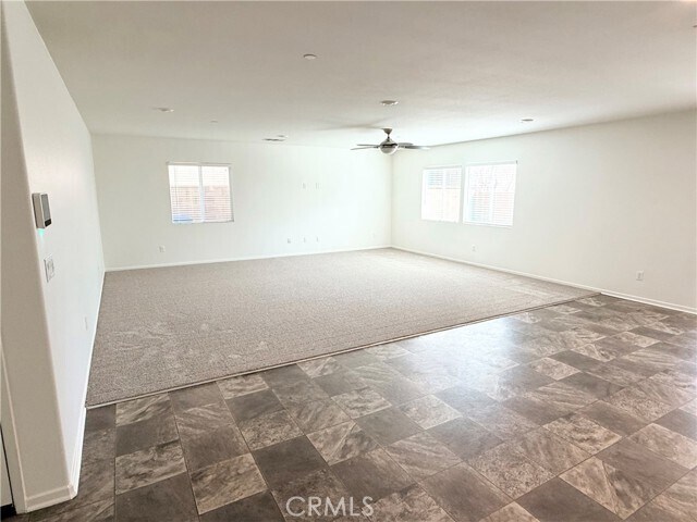 Foto del edificio - 16931 Montgomery Ave