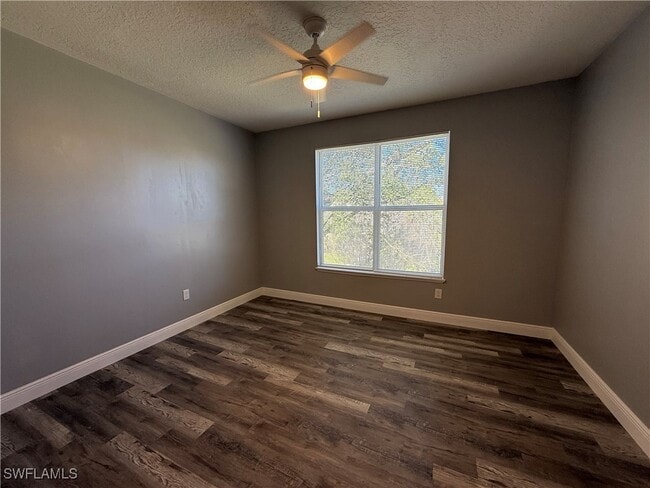 Foto del edificio - 11571 Villa Grand