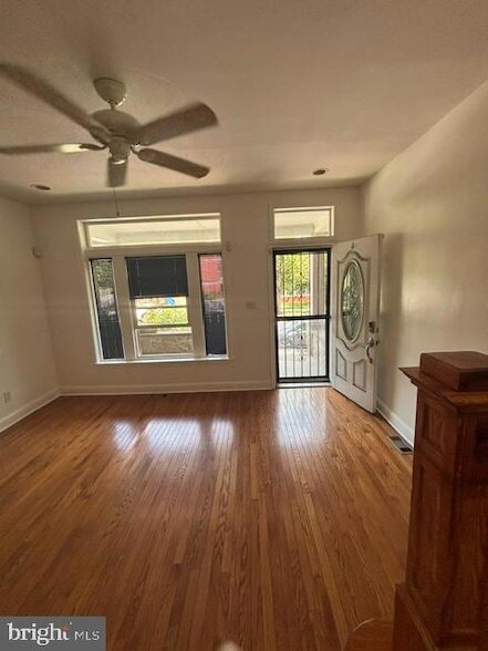 Foto del edificio - 315 E 29th St