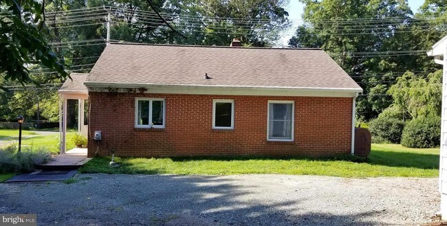 Building Photo - 42 E Jarrettsville Rd