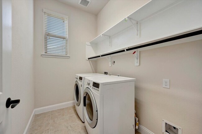Foto del edificio - 5410 Marble Acres Ct