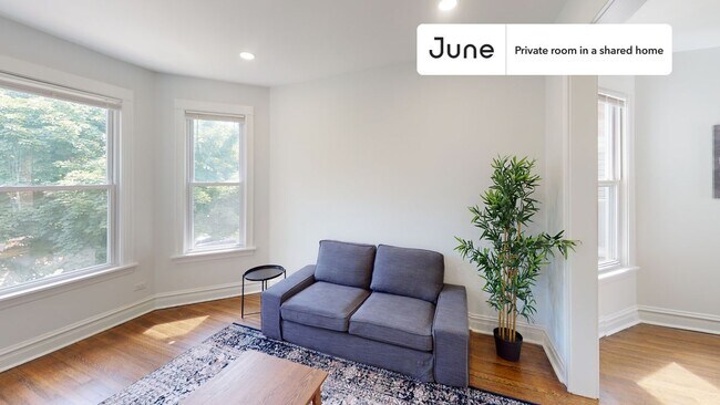 Foto del edificio - Room in Shared 4 bed/2 bath home