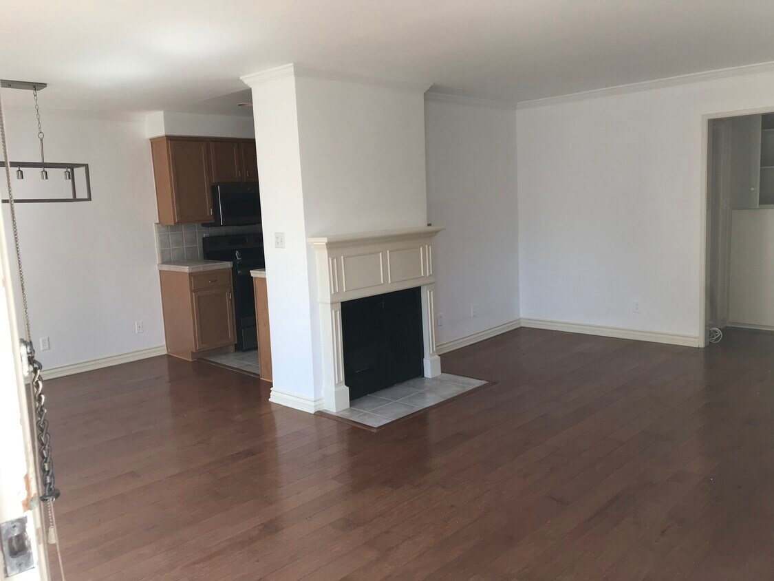 Foto principal - 11836 Mayfield Ave