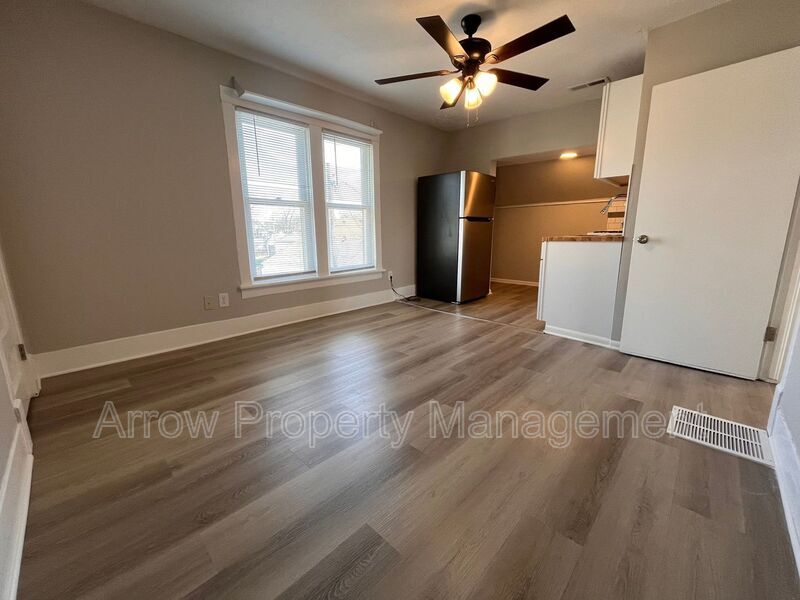 Primary Photo - 136 N 27th St