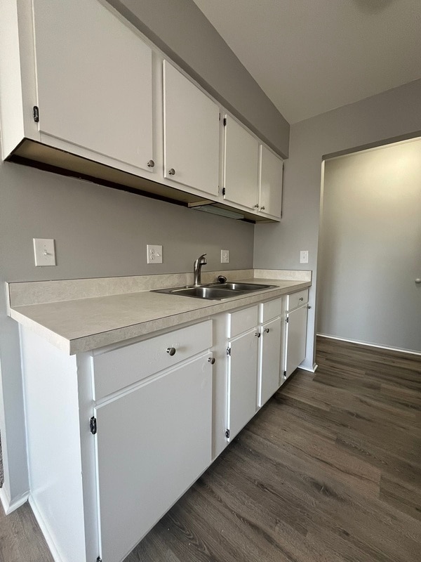 Building Photo - 36777 Sibley Rd