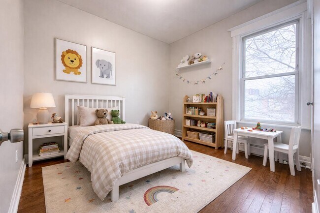 Building Photo - 162 Carteret Ave