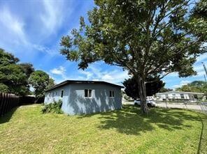 Foto del edificio - 2900 NW 5th Ct