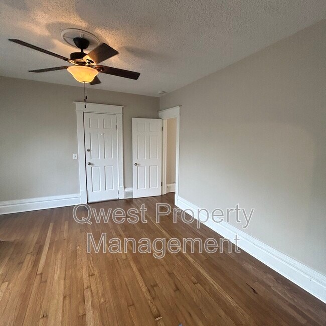Foto del edificio - 902 Cherry St SE