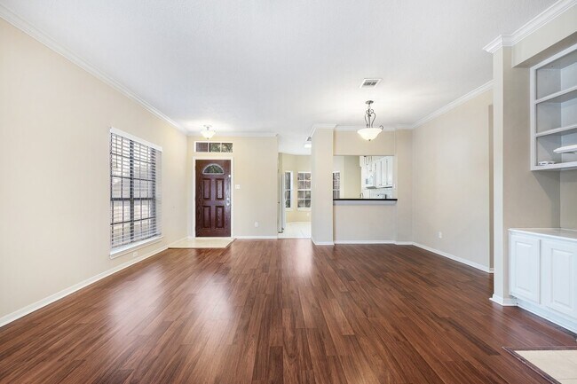 Foto del edificio - 14807 Elk Hill Ct