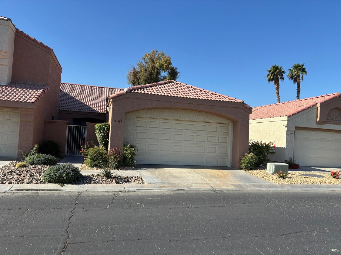 Primary Photo - 76915 Turendot St