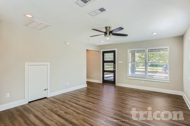 Foto del edificio - 1723 Shaw St