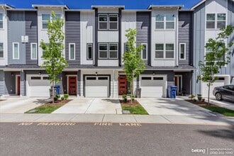 Building Photo - 13717 Admiralty Way